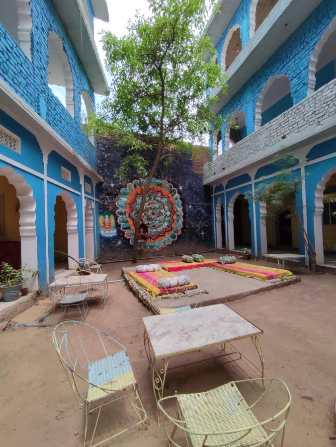 Hide-In Pushkar Hostel Exterior foto