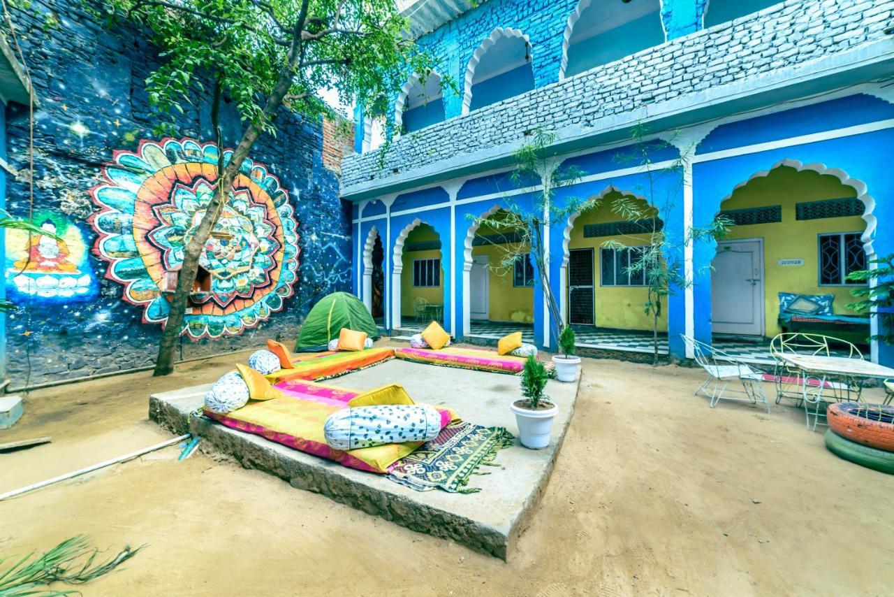 Hide-In Pushkar Hostel Exterior foto