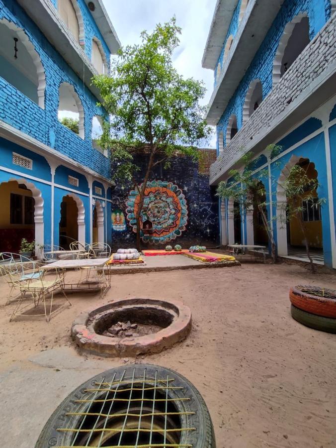 Hide-In Pushkar Hostel Exterior foto
