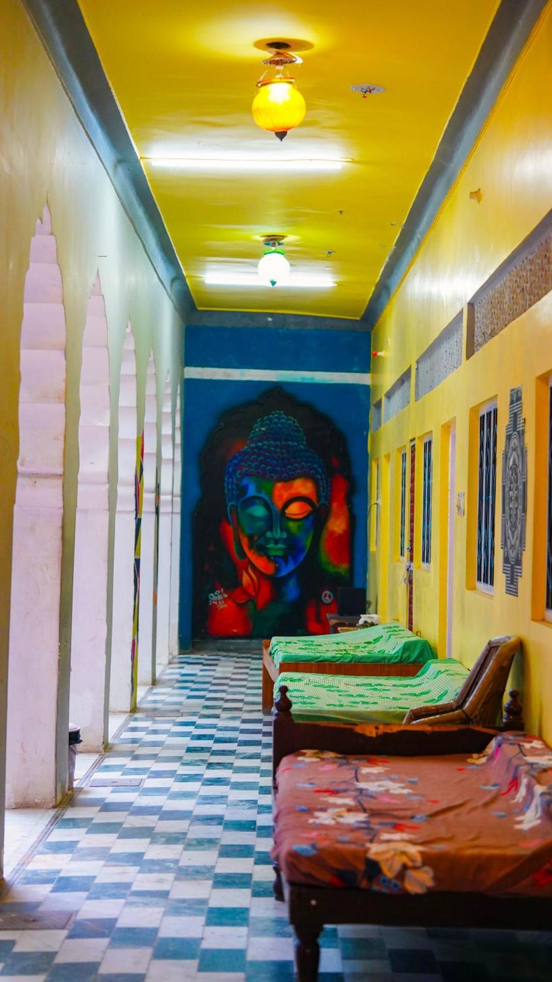 Hide-In Pushkar Hostel Exterior foto